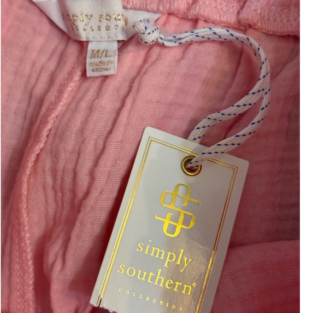 Simply Southern Pink Gauze High Waist Smocked Shorts Taffy M/L - Picture 6 of 8